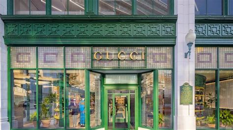 gucci chicago michigan ave|gucci store downtown.